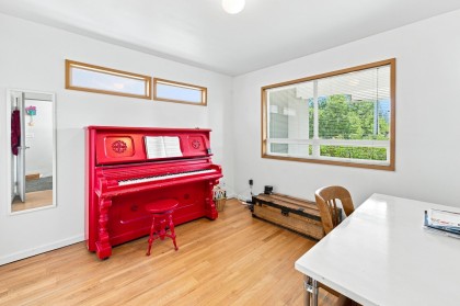 Photo 17 at 2433 Mathers Avenue, Dundarave, West Vancouver