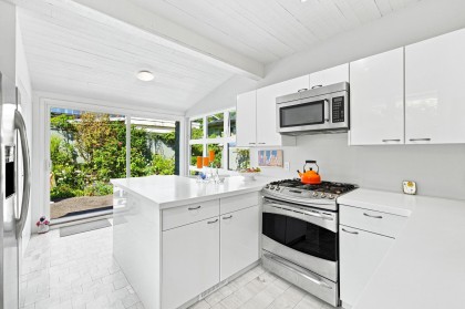 Photo 7 at 2433 Mathers Avenue, Dundarave, West Vancouver