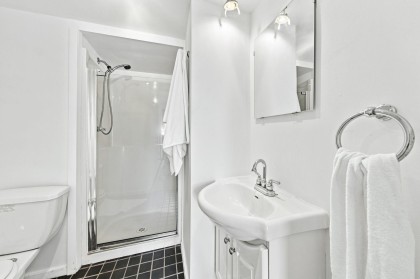 Photo 30 at 2433 Mathers Avenue, Dundarave, West Vancouver