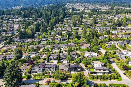 Photo 39 at 2433 Mathers Avenue, Dundarave, West Vancouver