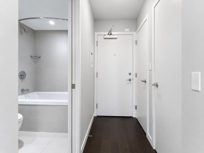 Photo 14 at 809 - 168 W 1st Avenue, False Creek, Vancouver West