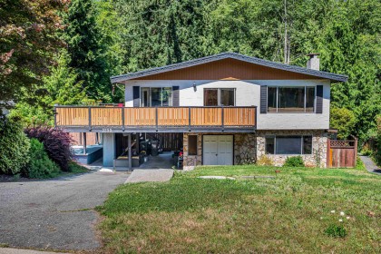 Photo 2 at 3255 Milton Avenue, Lynn Valley, North Vancouver