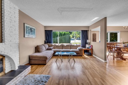Photo 9 at 3255 Milton Avenue, Lynn Valley, North Vancouver