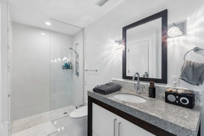 Photo 26 at 304 - 1102 Hornby Street, Downtown VW, Vancouver West