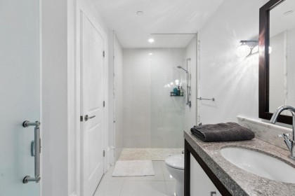 Photo 25 at 304 - 1102 Hornby Street, Downtown VW, Vancouver West