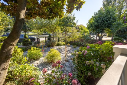 Photo 3 at 2985 W 16th Avenue, Kitsilano, Vancouver West