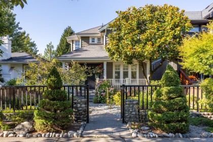 Photo 1 at 2985 W 16th Avenue, Kitsilano, Vancouver West