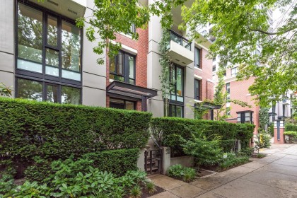 Photo 2 at 973 Mainland Street, Yaletown, Vancouver West