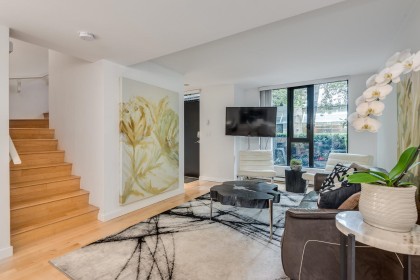 Photo 7 at 973 Mainland Street, Yaletown, Vancouver West