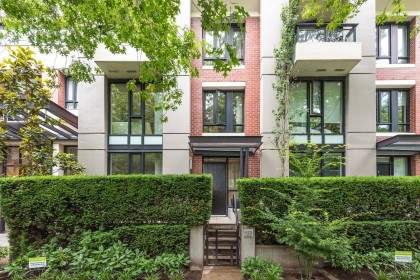 Photo 3 at 973 Mainland Street, Yaletown, Vancouver West