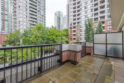Photo 28 at 973 Mainland Street, Yaletown, Vancouver West