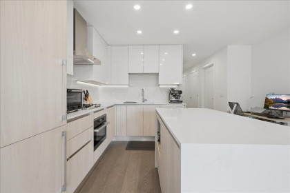 Photo 8 at 303 - 477 W 59th Avenue, South Cambie, Vancouver West