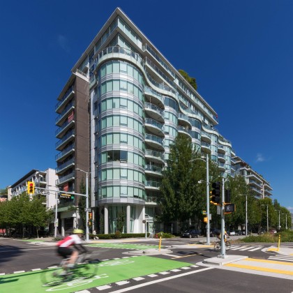Photo 2 at 406 - 1661 Ontario Street, False Creek, Vancouver West