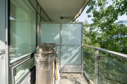 Photo 15 at 406 - 1661 Ontario Street, False Creek, Vancouver West