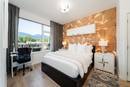 Photo 10 at 517 - 725 Marine Drive, Harbourside, North Vancouver