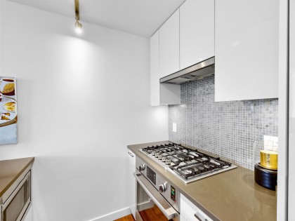 Photo 18 at 402 - 4189 Cambie Street, Cambie, Vancouver West