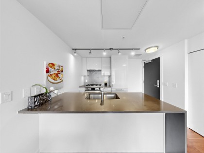 Photo 19 at 402 - 4189 Cambie Street, Cambie, Vancouver West