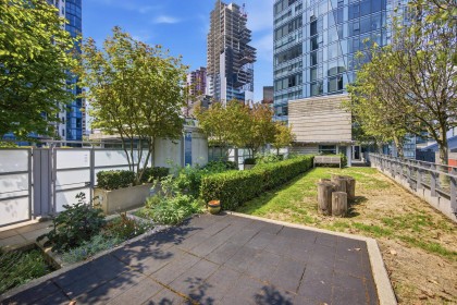 Photo 32 at 504 - 1477 W Pender Street, Coal Harbour, Vancouver West