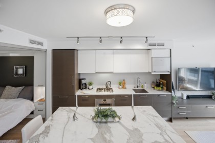 Photo 20 at 504 - 1477 W Pender Street, Coal Harbour, Vancouver West