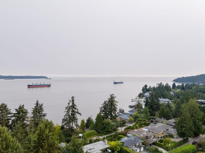 Photo 38 at 4043 Rose Crescent, Sandy Cove, West Vancouver