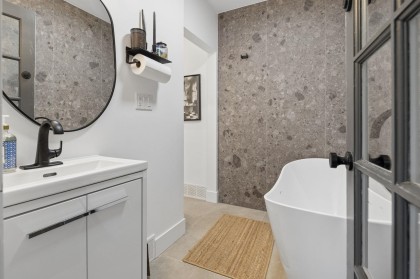 Photo 31 at 4043 Rose Crescent, Sandy Cove, West Vancouver