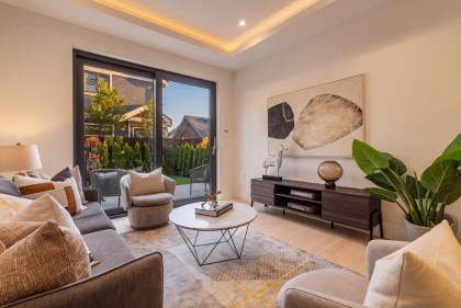 Photo 3 at 20 W 14th Avenue, Mount Pleasant VW, Vancouver West