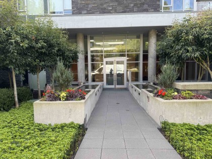 Photo 2 at 402 - 866 Arthur Erickson Place, Park Royal, West Vancouver