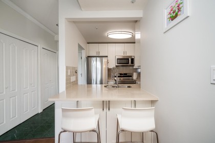 Photo 15 at 204 - 1765 Marine Drive, Ambleside, West Vancouver