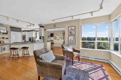 Photo 13 at 9 - 2128 W 43rd Avenue, Kerrisdale, Vancouver West