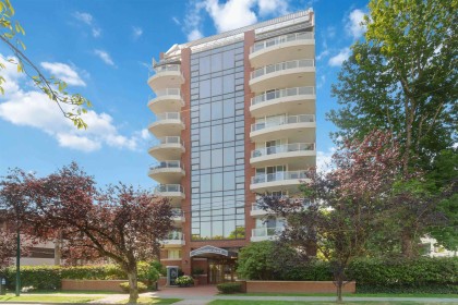 Photo 1 at 9 - 2128 W 43rd Avenue, Kerrisdale, Vancouver West