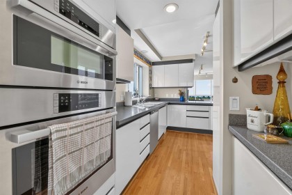 Photo 9 at 9 - 2128 W 43rd Avenue, Kerrisdale, Vancouver West