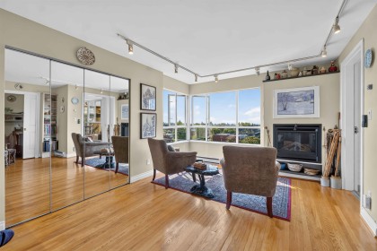 Photo 14 at 9 - 2128 W 43rd Avenue, Kerrisdale, Vancouver West