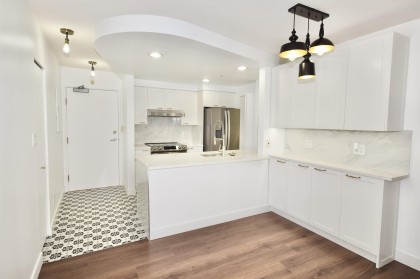 Photo 4 at 1609 - 1009 Expo Boulevard, Yaletown, Vancouver West