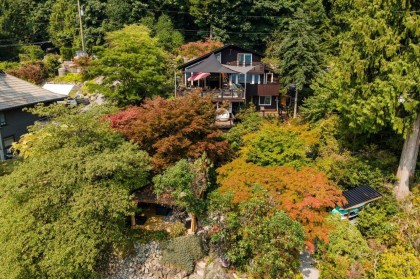 Photo 6 at 330 Sasamat Lane, Woodlands-Sunshine-Cascade, North Vancouver