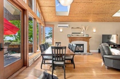 Photo 13 at 330 Sasamat Lane, Woodlands-Sunshine-Cascade, North Vancouver