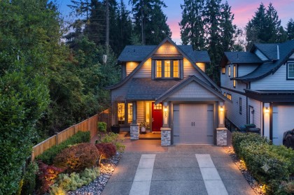 Photo 1 at 1585 Draycott Road, Lynn Valley, North Vancouver
