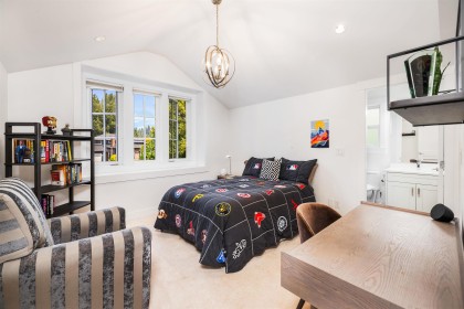 Photo 20 at 1585 Draycott Road, Lynn Valley, North Vancouver