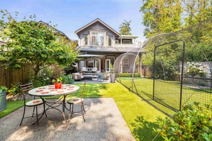 Photo 34 at 1585 Draycott Road, Lynn Valley, North Vancouver