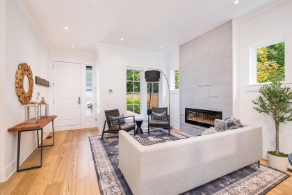 Photo 4 at 1585 Draycott Road, Lynn Valley, North Vancouver