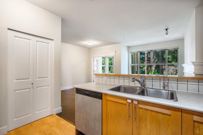 Photo 11 at 1217 - 4655 Valley Drive, Quilchena, Vancouver West