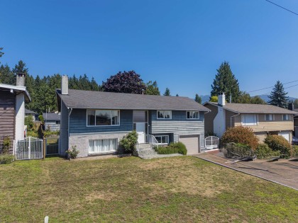 Photo 1 at 854 E 16th Street, Boulevard, North Vancouver
