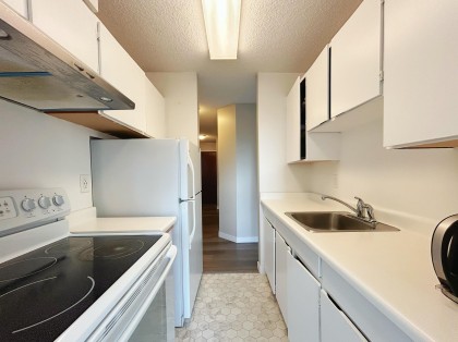 Photo 14 at 606 - 1740 Comox Street, West End VW, Vancouver West