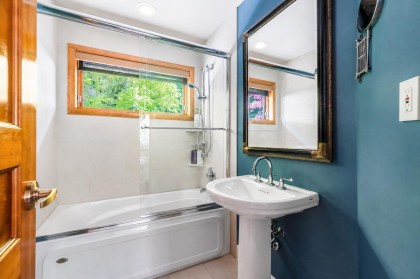 Photo 34 at 1626 Pinecrest Drive, Canterbury WV, West Vancouver