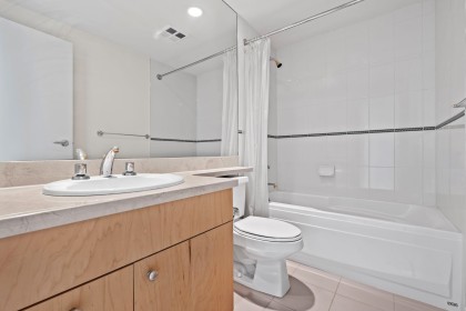 Photo 6 at 1803 - 1710 Bayshore Drive, Coal Harbour, Vancouver West