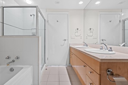 Photo 20 at 1803 - 1710 Bayshore Drive, Coal Harbour, Vancouver West