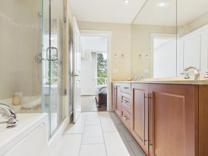 Photo 13 at 401 - 4759 Valley Drive, Quilchena, Vancouver West
