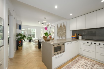 Photo 12 at 204 - 4675 Cambie Street, Cambie, Vancouver West
