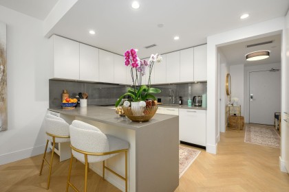 Photo 9 at 204 - 4675 Cambie Street, Cambie, Vancouver West