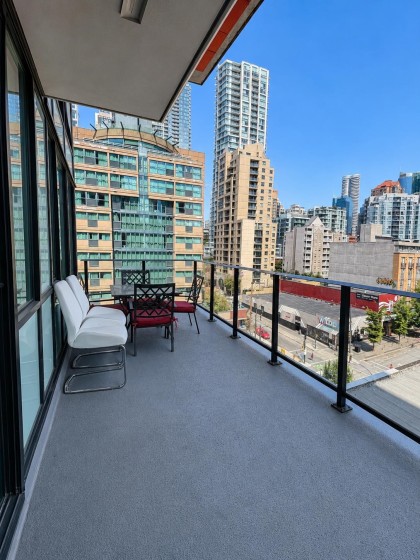 Photo 7 at 702 - 1325 Rolston Street, Downtown VW, Vancouver West