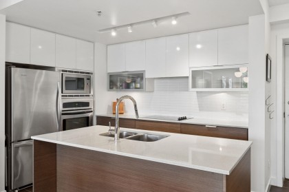 Photo 3 at 503 - 175 W 2nd Street, Lower Lonsdale, North Vancouver